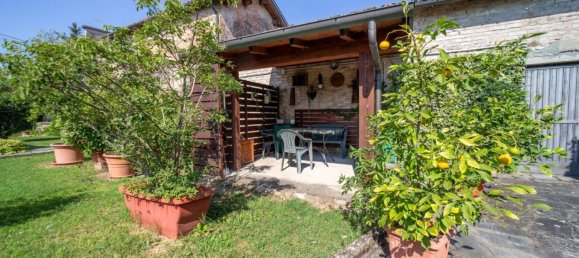 3 Schlafzimmer Villa in Parma, Italy, Nr. 22314 2