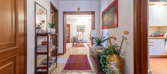 3 Schlafzimmer Villa in Parma, Italy, Nr. 22314 8