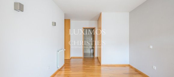 5 bedrooms Duplex in Matosinhos, Portugal No. 115986 12