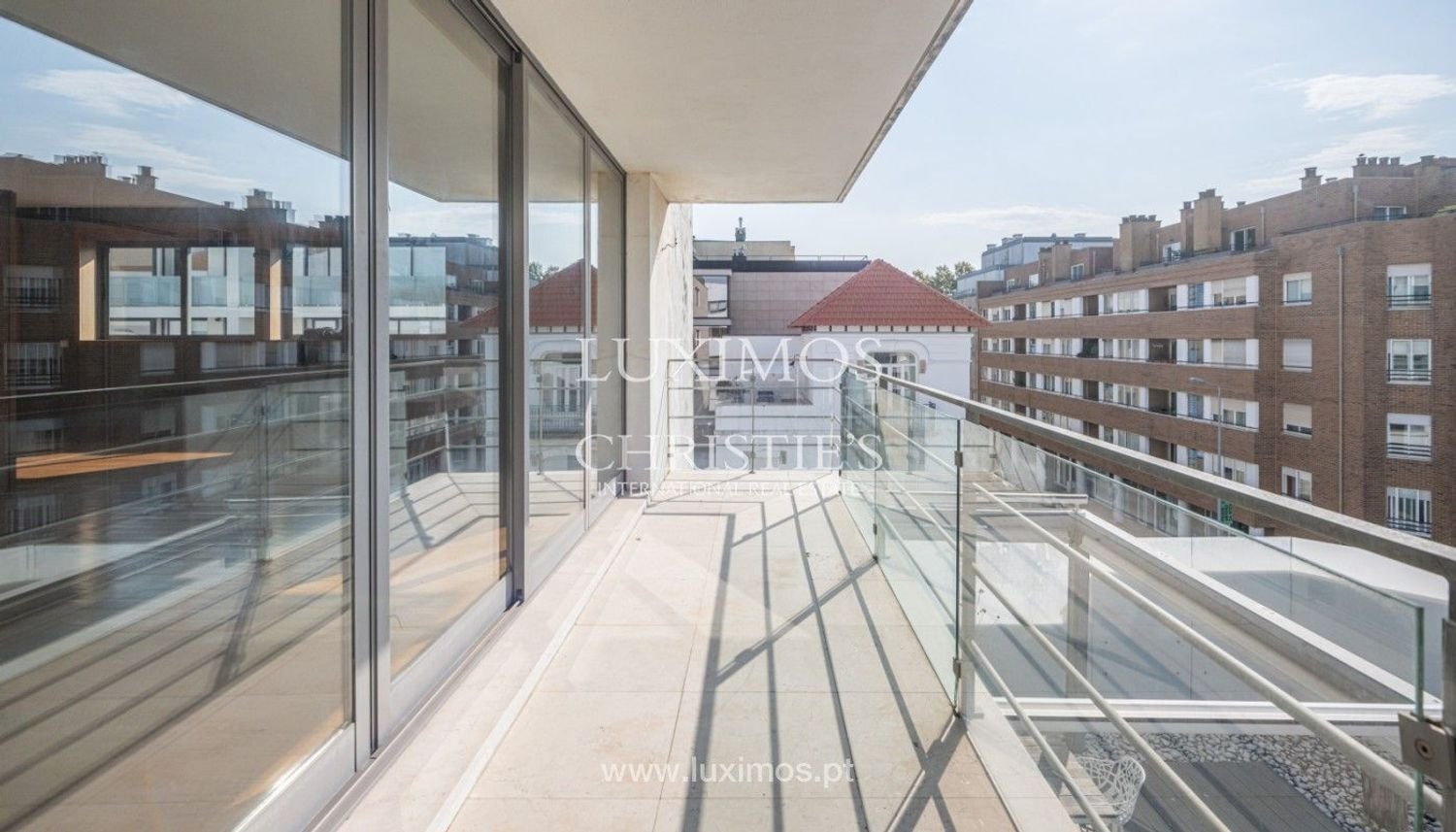 5 bedrooms Duplex in Matosinhos, Portugal No. 115986