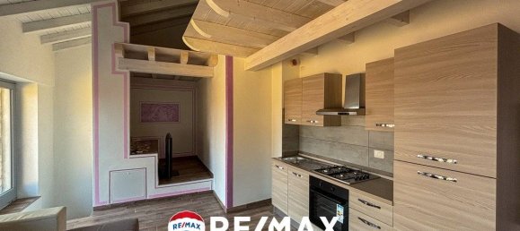 Квартира с 1 спальней в Сальтрио, Италия № 142466 2