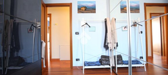 Villa de 5 habitaciónes en Baricella, Italy No. 15518 16