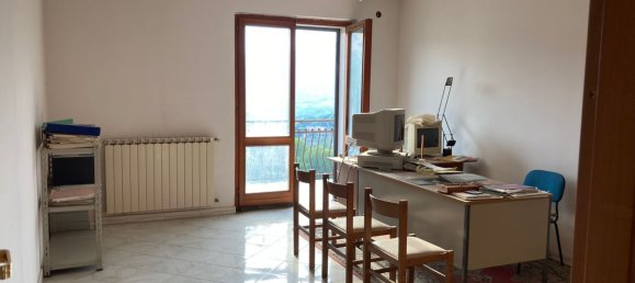 4 bedrooms Apartment in Agnone, Italy No. 333194 4