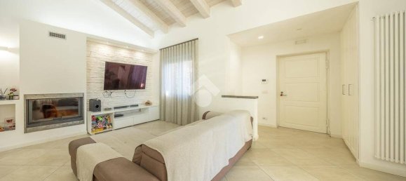 Villa de 3 dormitorios en Rome, Italy No. 327900 5