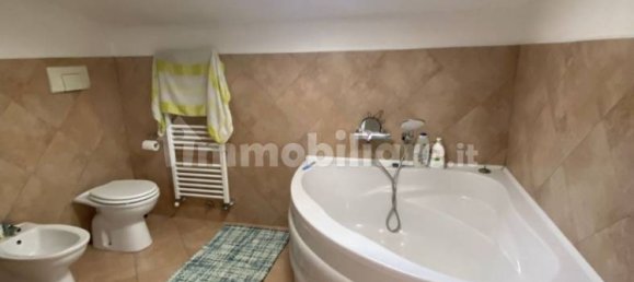 2 Schlafzimmer Wohnung in Pavia, Italy, Nr. 360812 12