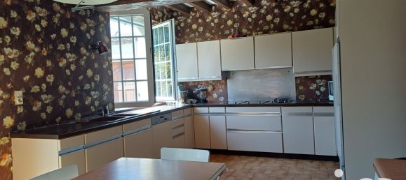 4 Schlafzimmer Haus in Varennes, France, Nr. 291037 7