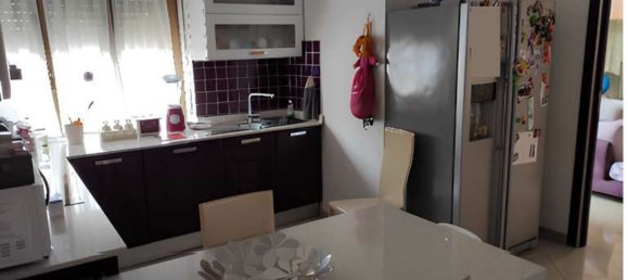 Квартира с 2 комнатами в Сесто Сан Джованни, Италия № 13929 3