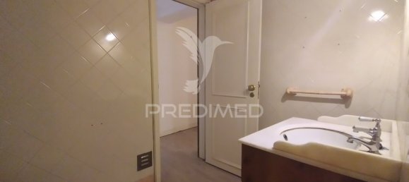 5 bedrooms House in Rio de Mouro, Portugal No. 166154 32