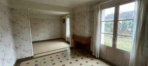 3 bedrooms House in Saint-Jean-de-Braye, France No. 99367 2