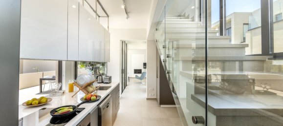 Вилла с 3 спальнями в Паралимни, Кипр № 23287 4