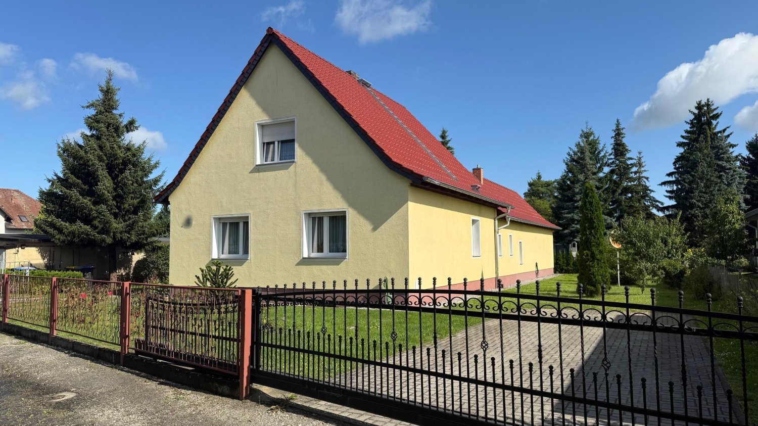 7 rooms Townhouse in Spree-Neise, Germany No. 340053