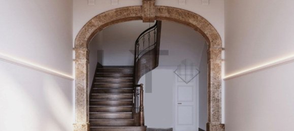 9 bedrooms Duplex in Lisbon, Portugal No. 98438 2