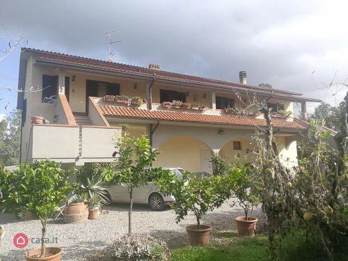 Casa de 10 divisões em Gavorrano, Italy N.º 226654