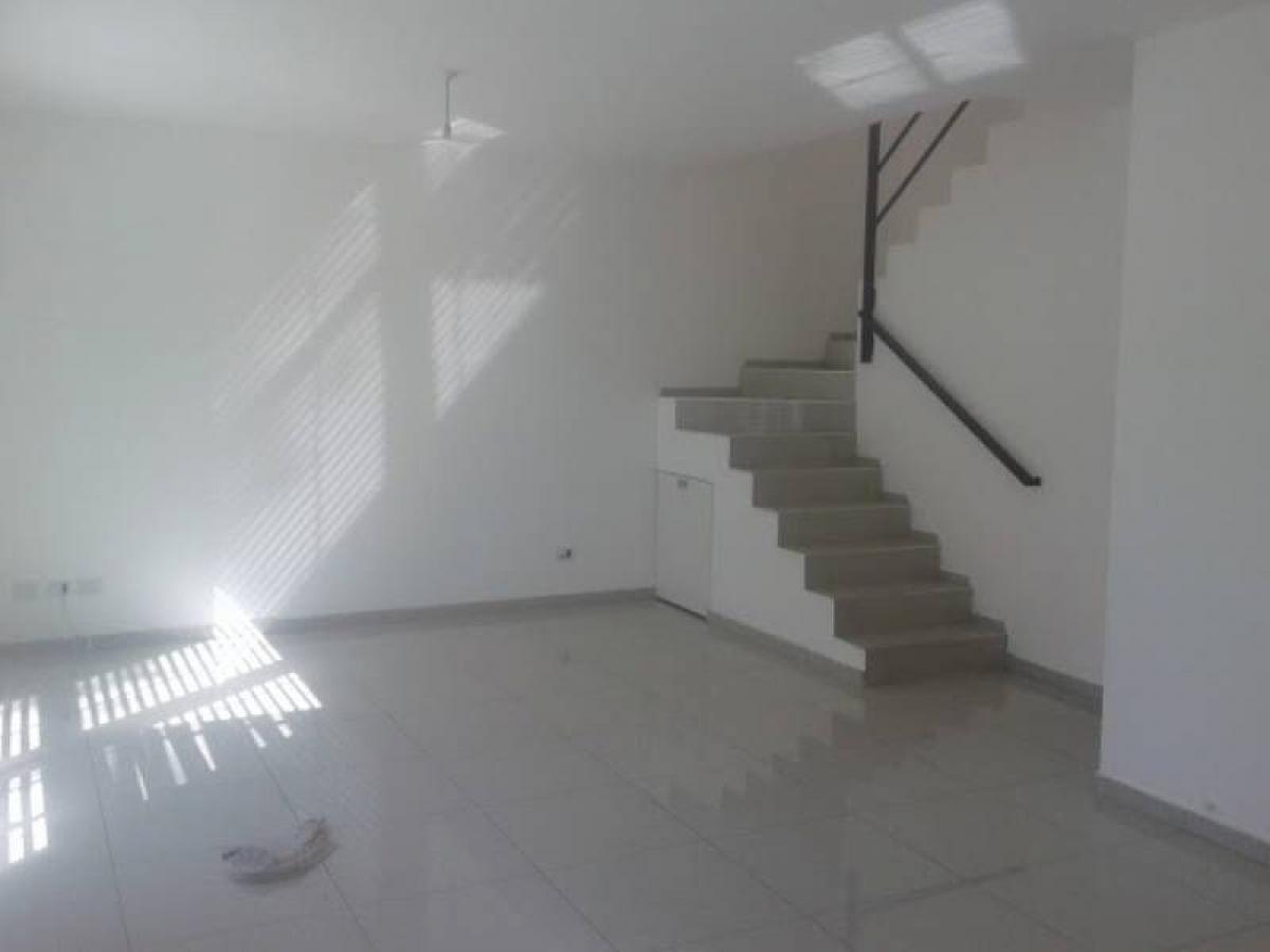 Casa T3 em Cordoba, Argentina N.º 8532