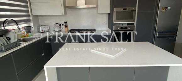 3 bedrooms Apartment in Gzira, Malta No. 4395 7