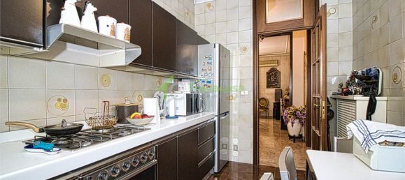 3 Schlafzimmer Doppelhaus in Modena, Italy, Nr. 53844 13