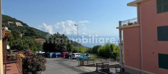 2 bedrooms Apartment in Bergeggi, Italy No. 283866 4