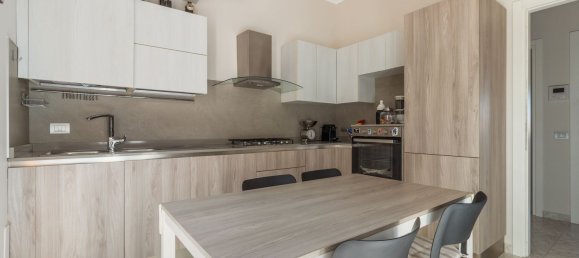 Apartamento T2 em Lissone, Italy N.º 329801 4