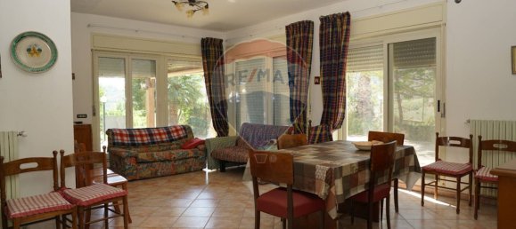 6 rooms Villa in Enna, Italy No. 138945 2
