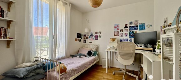 Casa de 5 dormitorios en Le Coudray-Montceaux, France No. 324931 2