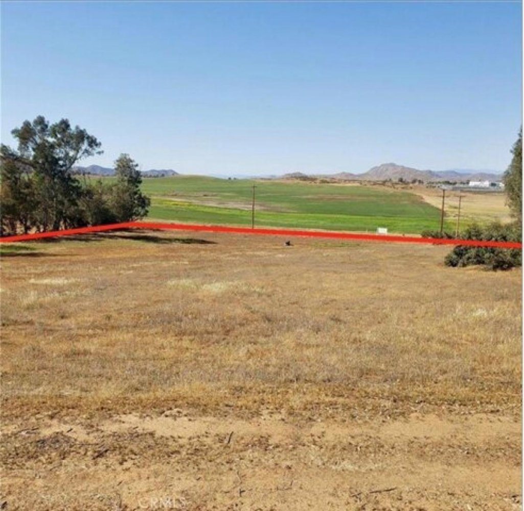  Land in Menifee, USA No. 544932