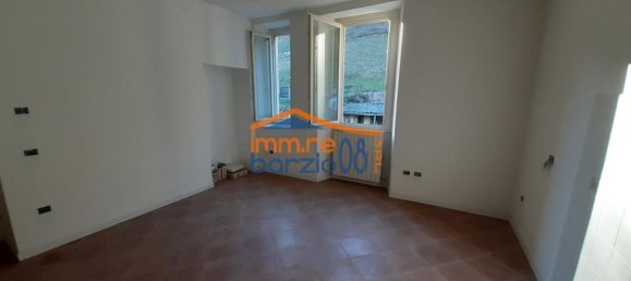 2-salle Appartement à Pasturo, Italy No. 20890 17