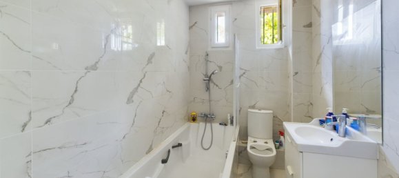 5 Schlafzimmer Haus in Clamart, France, Nr. 178002 10