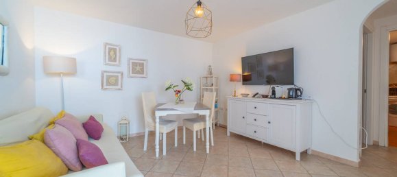 Квартира с 4 спальнями в Орозеи, Италия № 170575 16