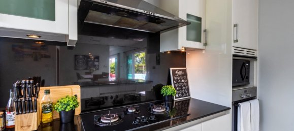 4 bedrooms Villa in Phuket, Thailand No. 6057 10