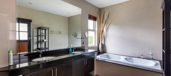 4 bedrooms Villa in Phuket, Thailand No. 6057 19