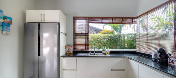 4 bedrooms Villa in Phuket, Thailand No. 6057 17