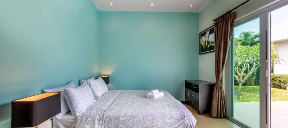 4 bedrooms Villa in Phuket, Thailand No. 6057 11