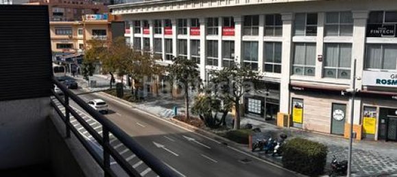 4 bedrooms Apartment in Marbella, Spain No. 19810 3