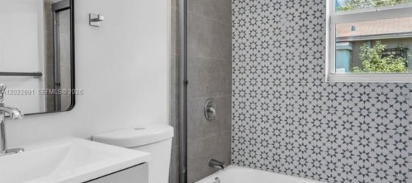 2 Schlafzimmer Villa in Miami, USA, Nr. 615002 21