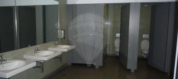 Propiedad comercial en Porto, Portugal 5136 m² No. 50346 3