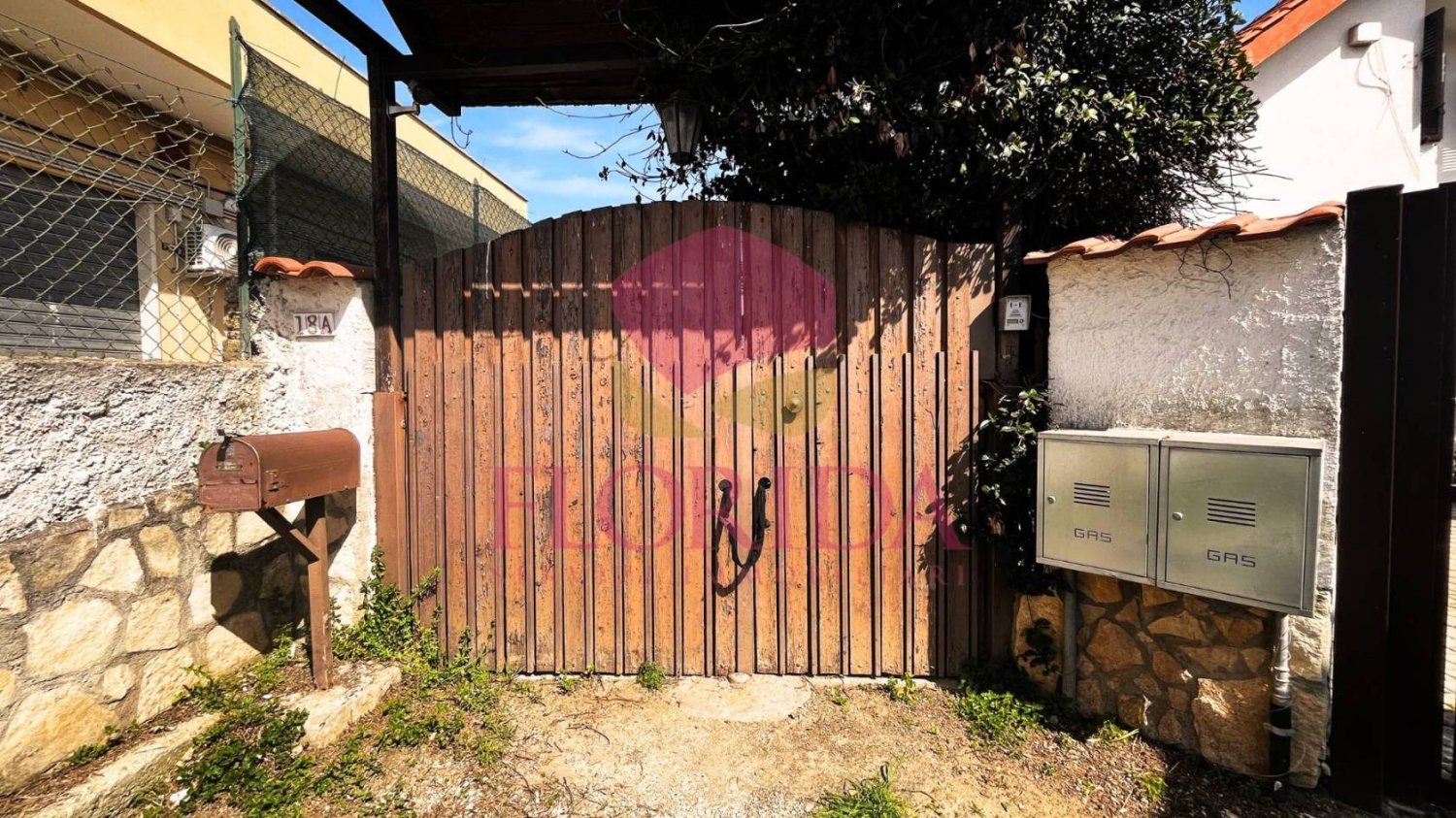 2 Schlafzimmer Haus in Ardea, Italy, Nr. 296446