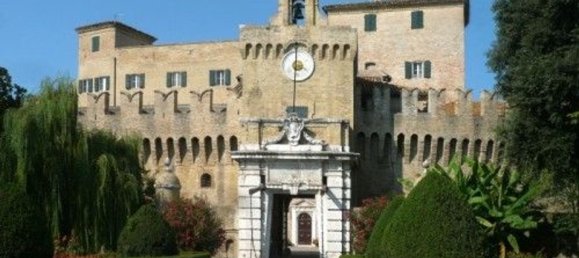 3غرفة شقة في Falconara Marittima, Italy رقم 255421 2