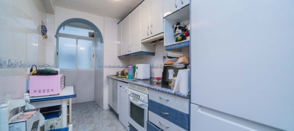 3 bedrooms Apartment in Mostoles, Spain No. 166321 2