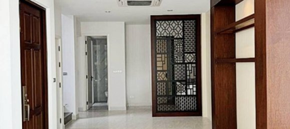 4 bedrooms Cafe / restaurant in Bangkok, Thailand No. 14321 8