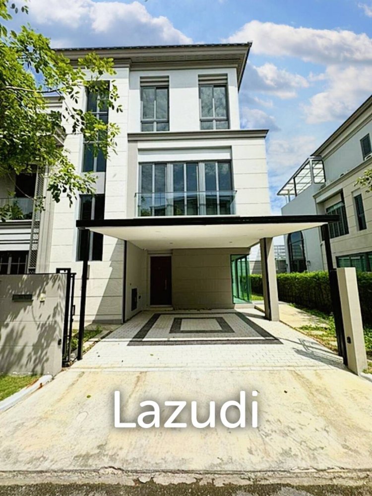 4 bedrooms Cafe / restaurant in Bangkok, Thailand No. 14321