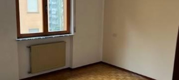 Apartamento de 4 habitaciónes en Piacenza, Italy No. 37073 6