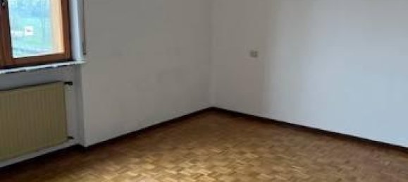 Apartamento de 4 habitaciónes en Piacenza, Italy No. 37073 8