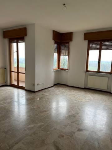 Apartamento de 4 habitaciónes en Piacenza, Italy No. 37073
