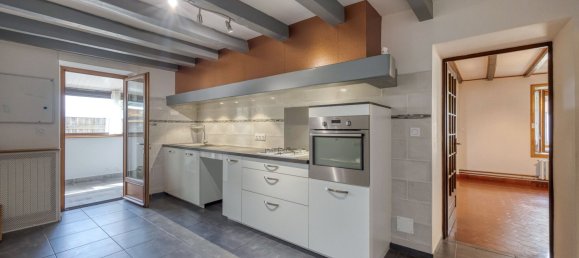 Дом с 4 спальнями в Ле Тей, Франция № 326355 18