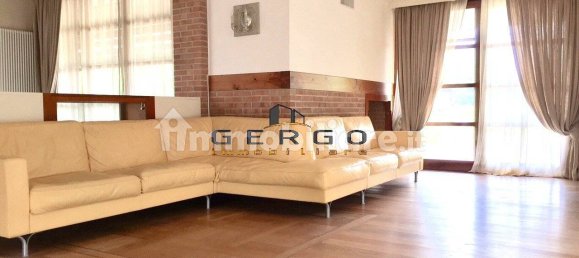 5 bedrooms Villa in Roncade, Italy No. 229520 6
