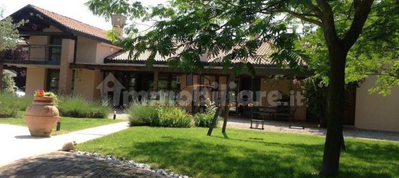 5 bedrooms Villa in Roncade, Italy No. 229520 23