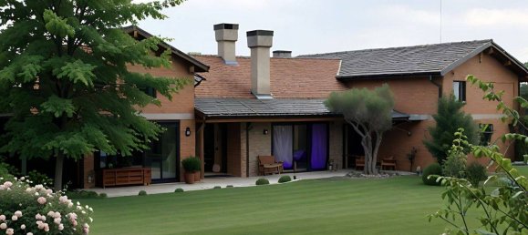 5 bedrooms Villa in Roncade, Italy No. 229520 17