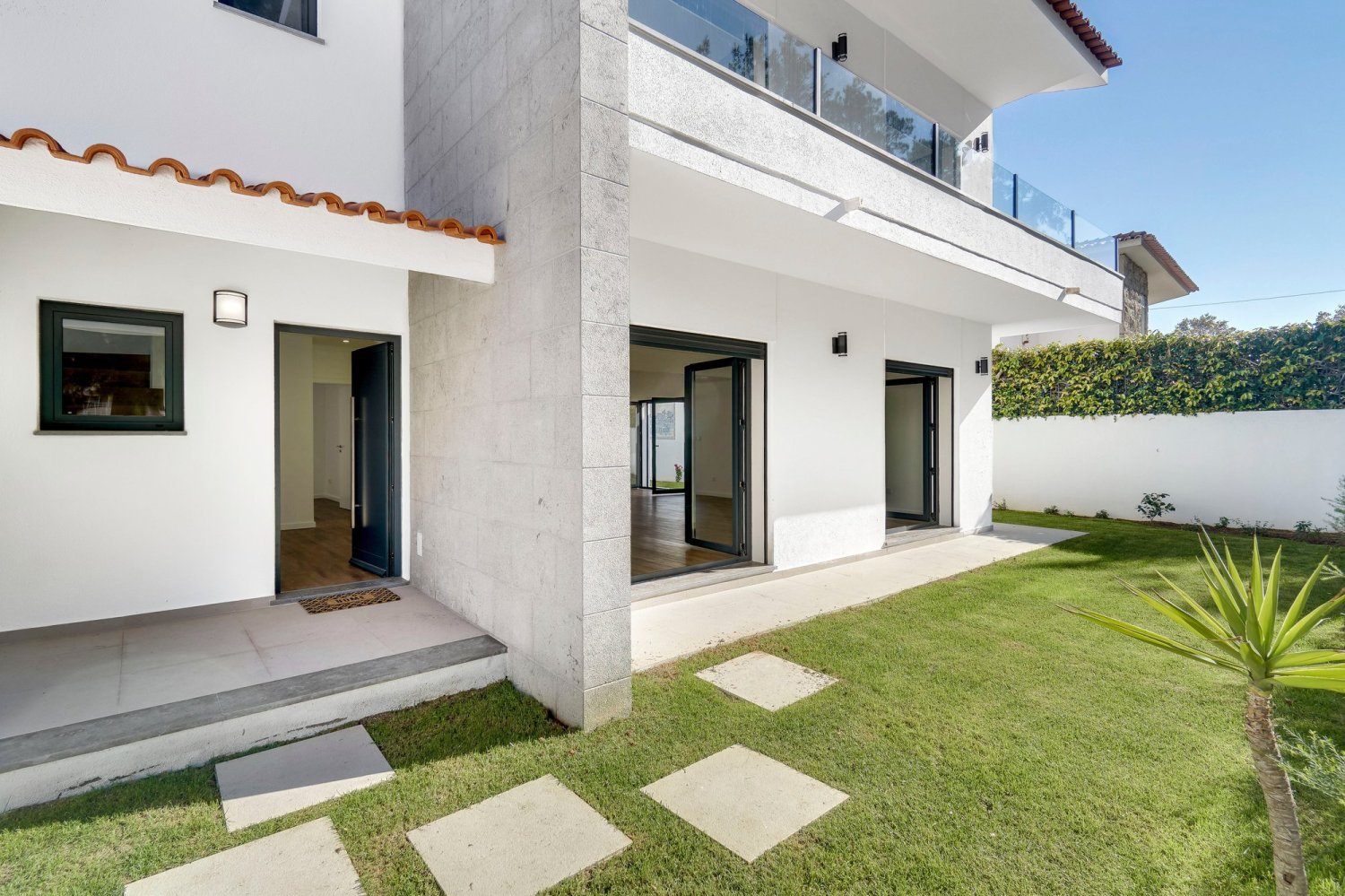 4 bedrooms Villa in Cascais, Portugal No. 267981