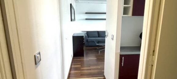 1 bedroom Apartment in Paris, France No. 349714 4