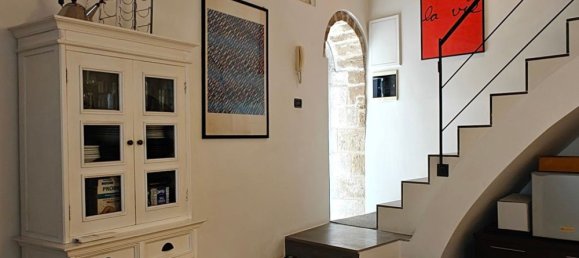 3 rooms Apartment in Bari, Italy No. 268042 3